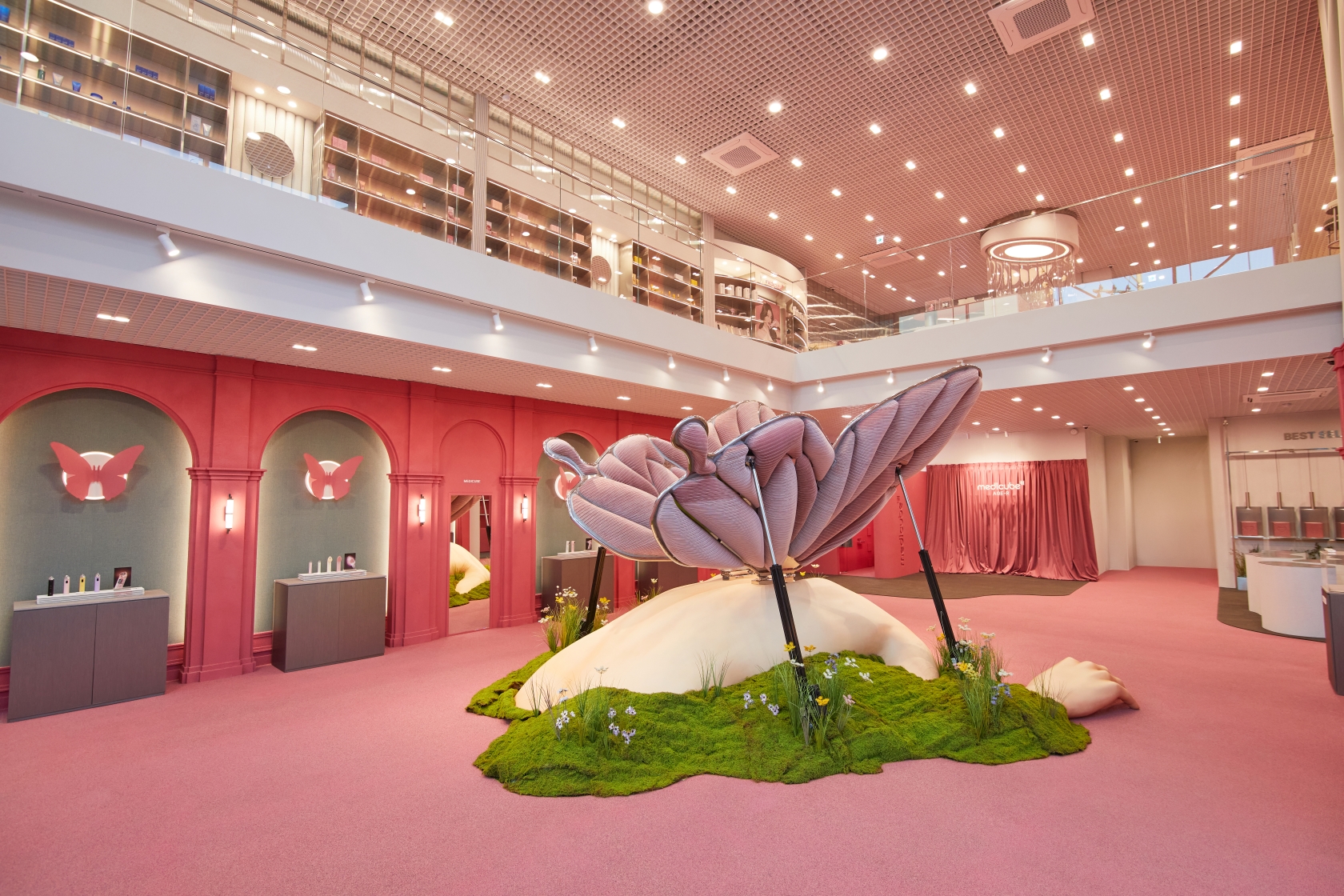 에이피알 '메디큐브', 홍대·도산 이어 성수에 플래그십스토어 오픈 1672-Image